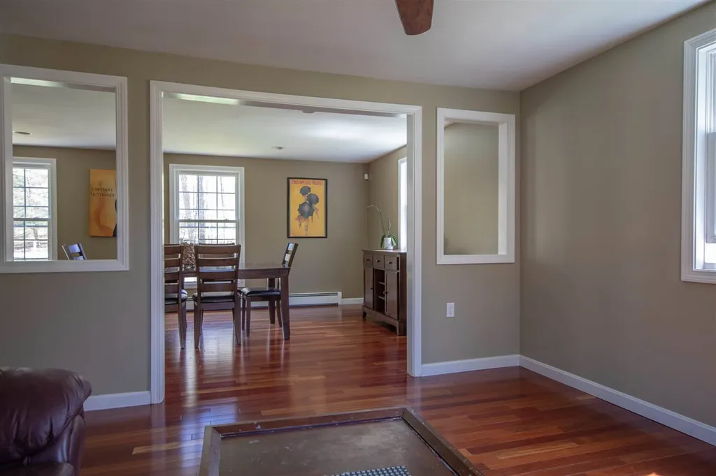 27 Dahl Road Merrimack NH 03054