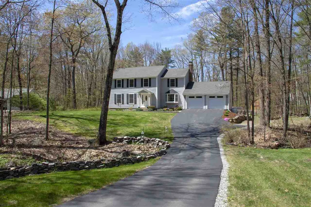 27 Dahl Road Merrimack NH 03054