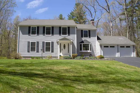27 Dahl Road Merrimack NH 03054