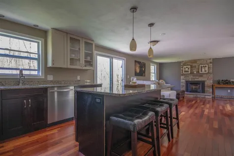27 Dahl Road Merrimack NH 03054