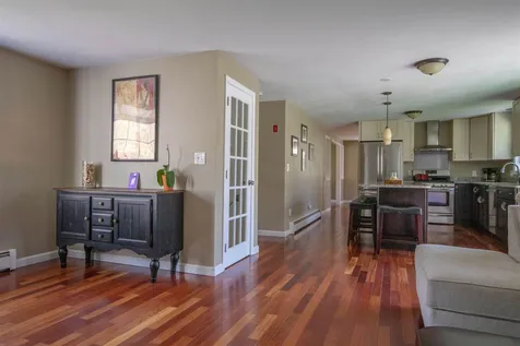 27 Dahl Road Merrimack NH 03054