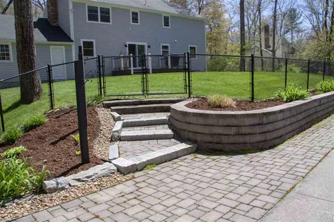 27 Dahl Road Merrimack NH 03054