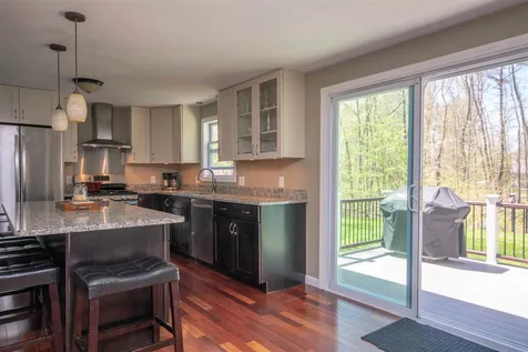 27 Dahl Road Merrimack NH 03054