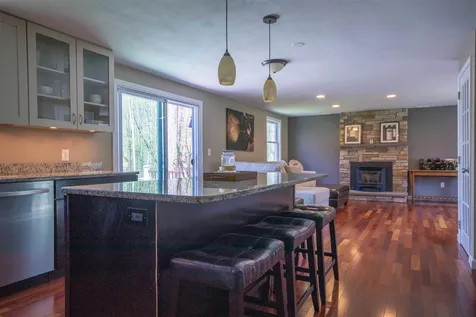 27 Dahl Road Merrimack NH 03054