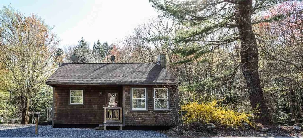 398 Main Street Sandown NH 03873