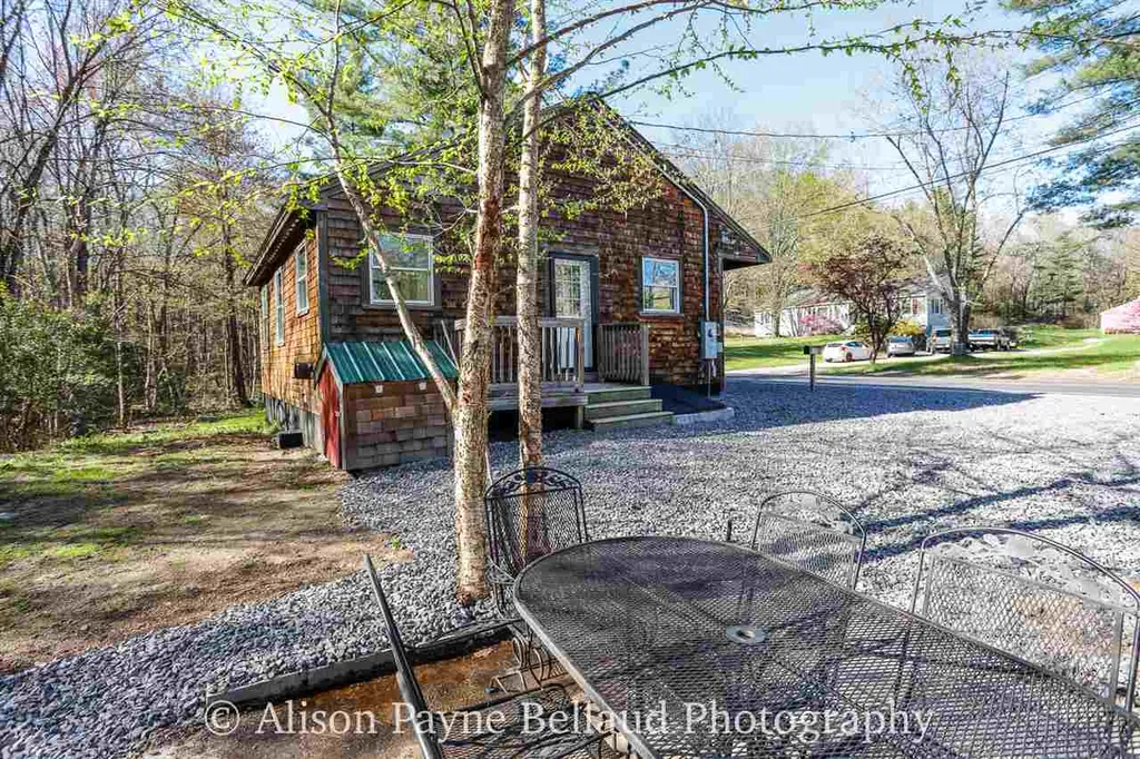 398 Main Street Sandown NH 03873