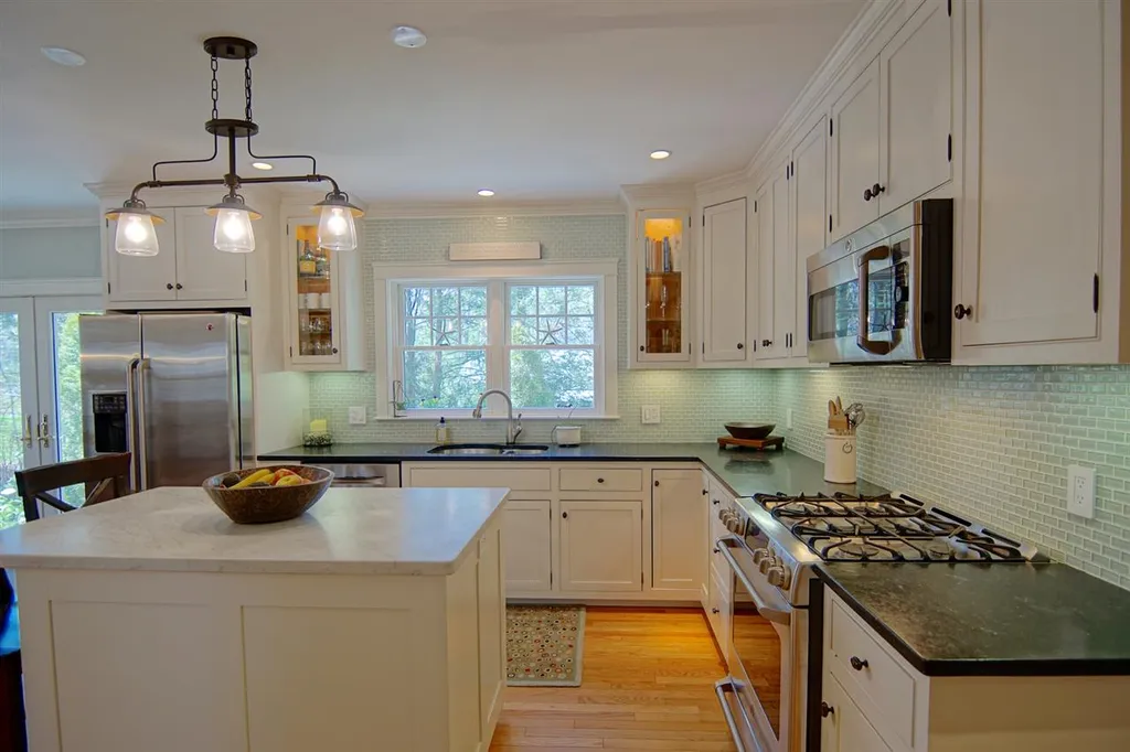 105 Parsons Road Rye NH 03870