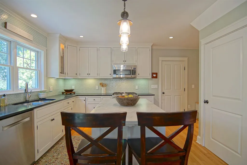 105 Parsons Road Rye NH 03870