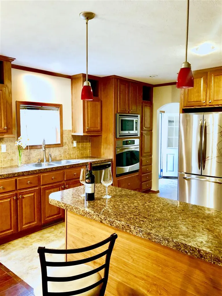 74 Linden Drive Hartford VT 05001