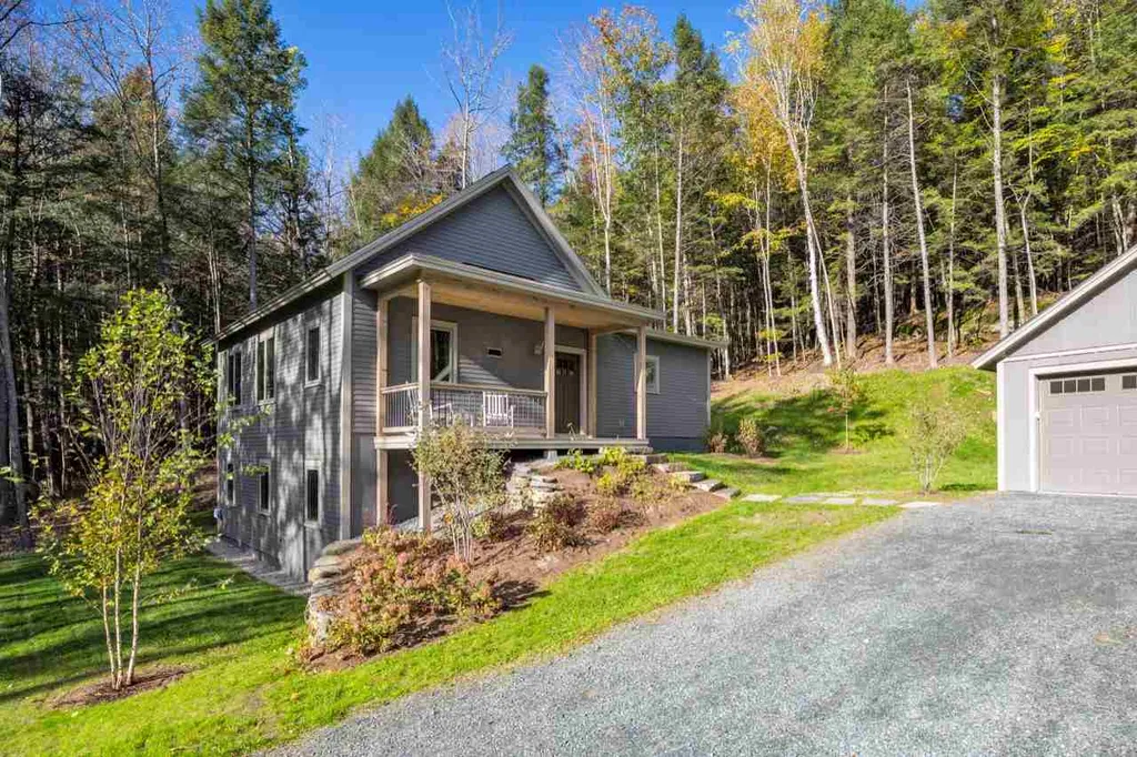 1047 Willard Road Hartford VT 05059