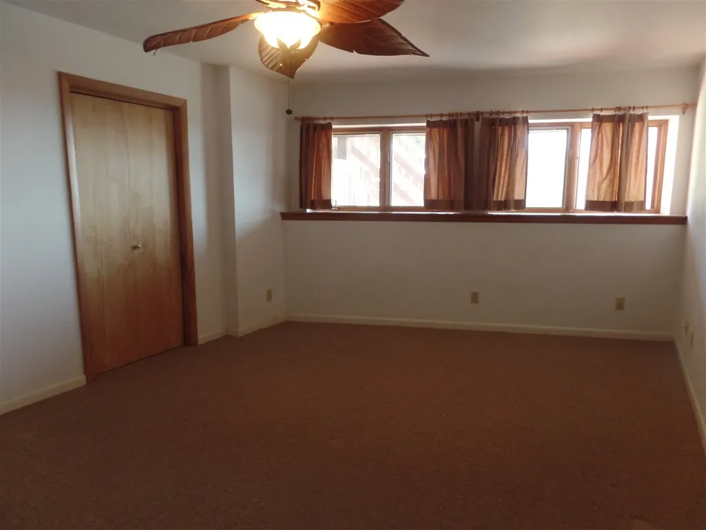 989 Upton Road Errol NH 03579
