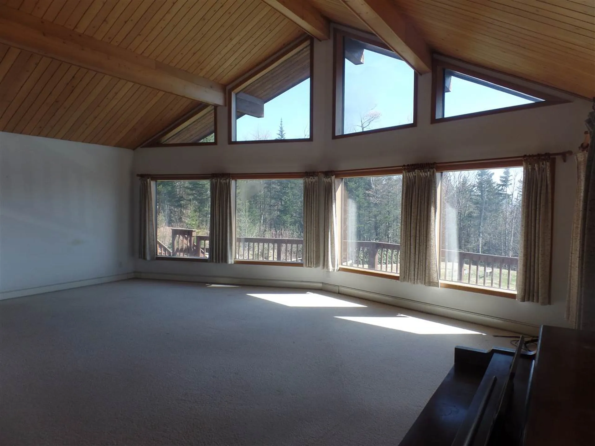 989 Upton Road Errol NH 03579