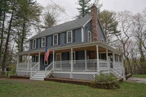 2 Blueberry Lane Londonderry NH 03053