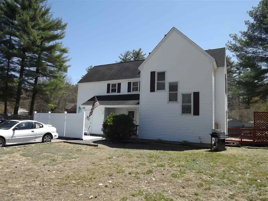 32/34 Evergreen Avenue Franklin NH 03235