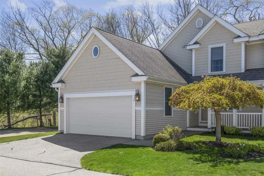 30 Towle Farm Road Hampton, NH