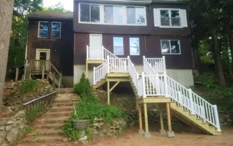 111 Lakeview Drive Nottingham NH 03290