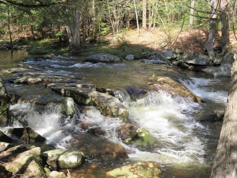 112 River Road Farmington NH 03835