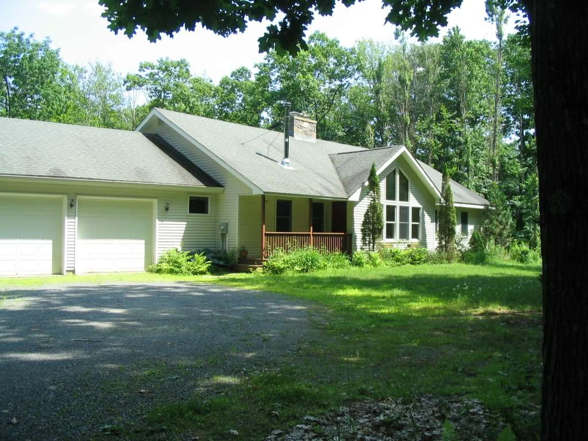 653 Tolman Pond Road Harrisville NH 03450