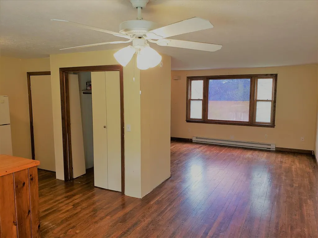 9 Gibbons Lane Greenfield NH 03047