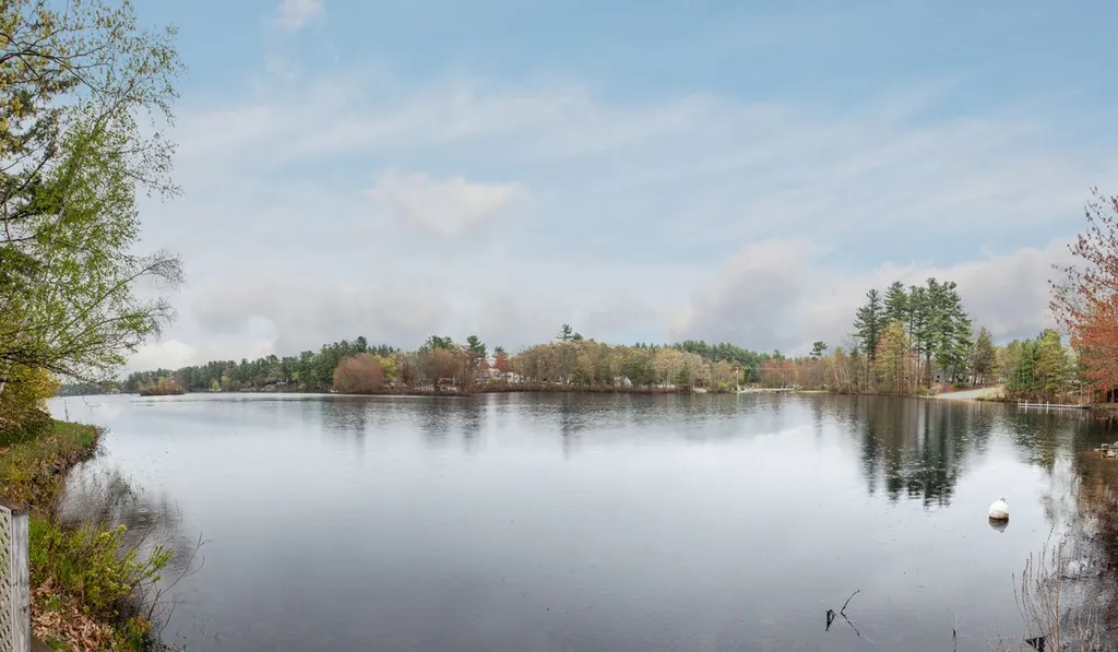 15 Wadleigh Point Road Kingston NH 03848