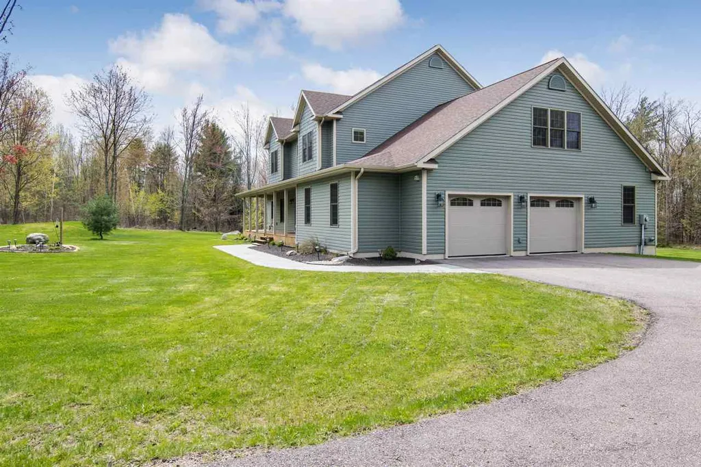 96 Hardscrabble Road Milton VT 05468