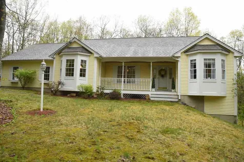 241 Baboosic Lake Road Merrimack NH 03054