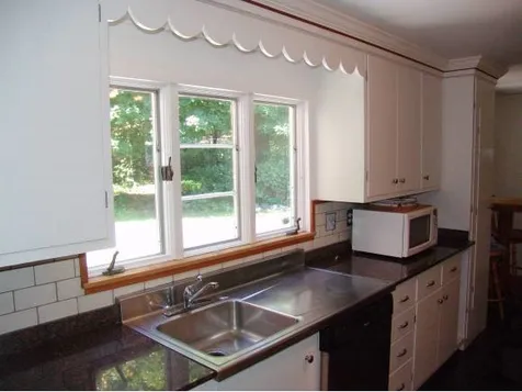 74 Greenhill Parkway Brattleboro VT 05301