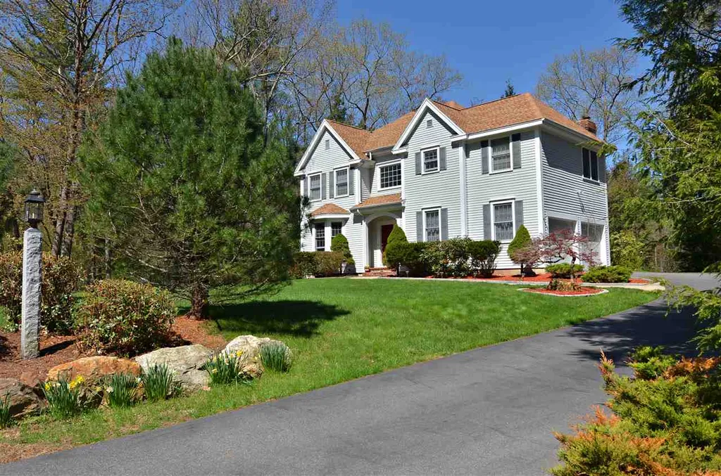24 Dunlap Drive Bedford NH 03110