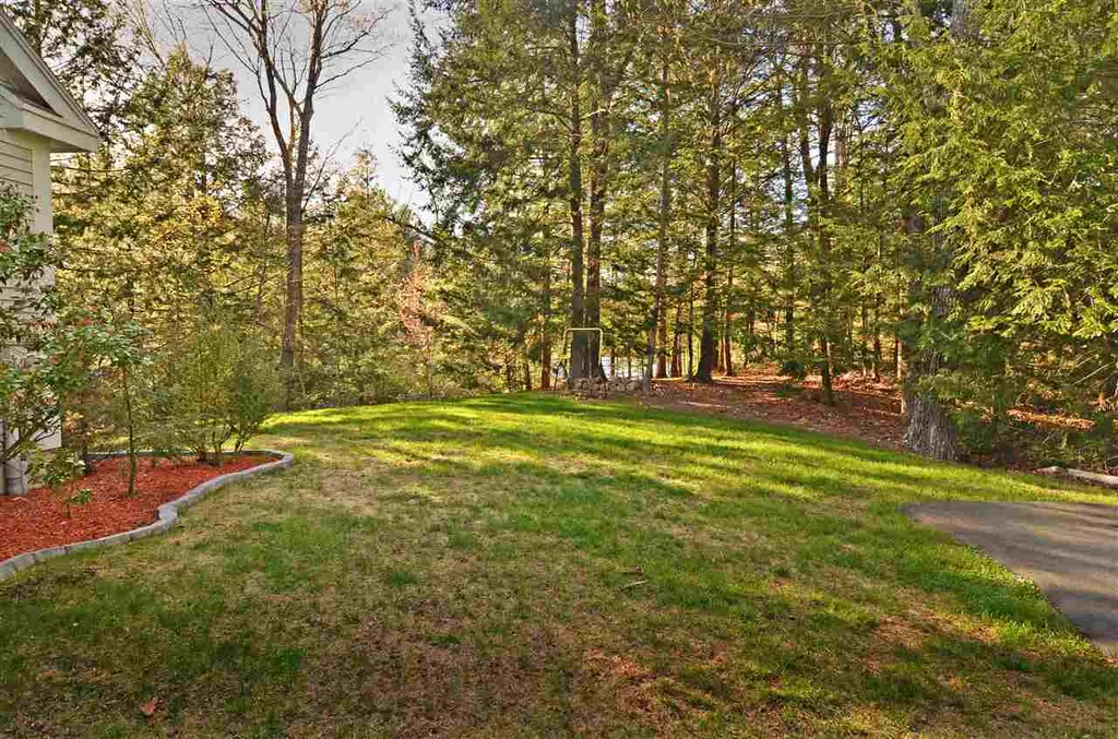 24 Dunlap Drive Bedford NH 03110