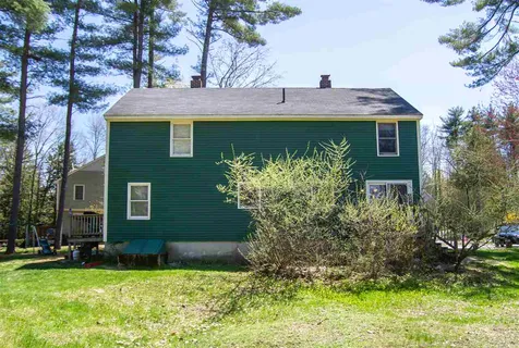 15 Railroad Avenue Belmont NH 03220