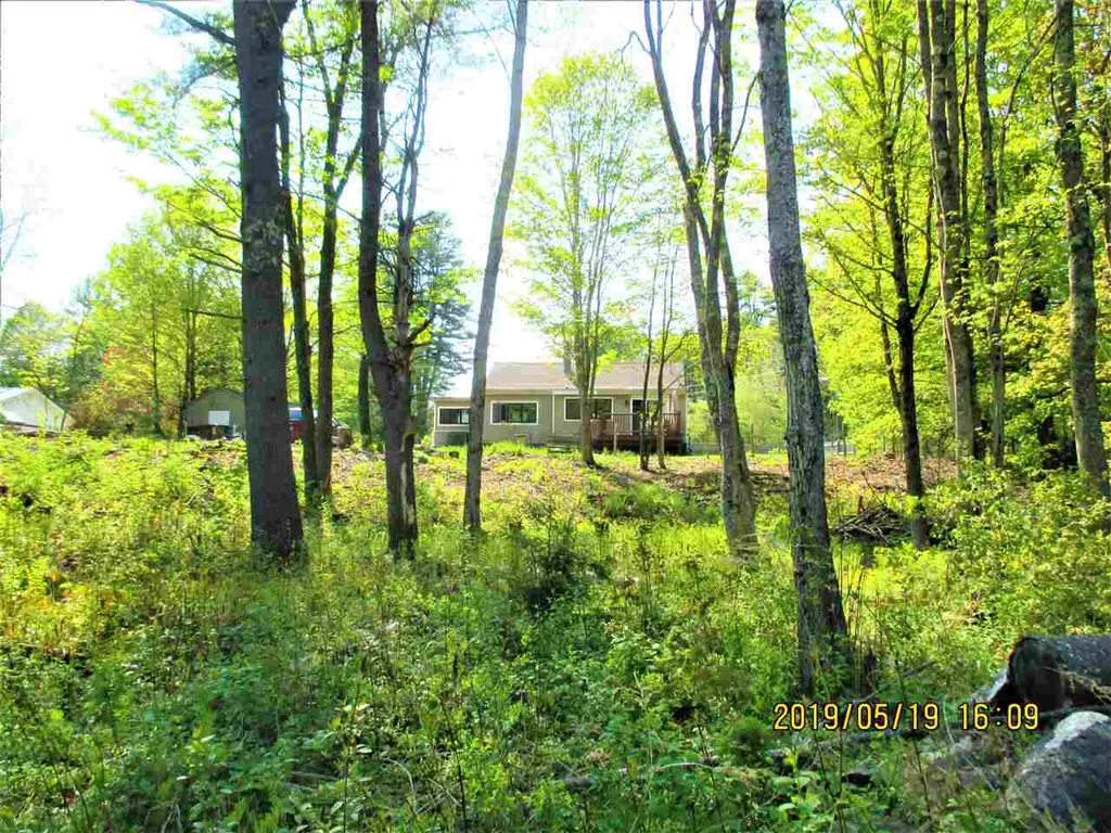 27 Kearsarge Valley Road Wilmot NH 03287