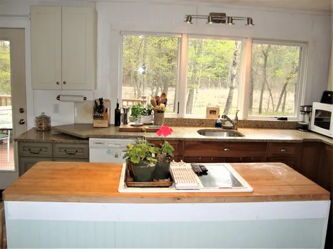 27 Kearsarge Valley Road Wilmot NH 03287
