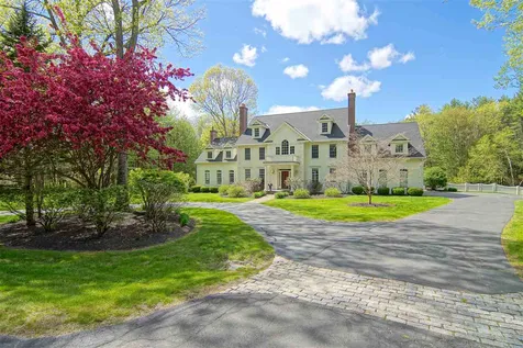 25 Cotton Farm Lane North Hampton NH 03862-2200