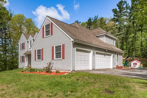 64 Beverly Drive Hampstead NH 03841