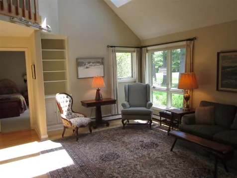 37 The Seasons New London NH 03257