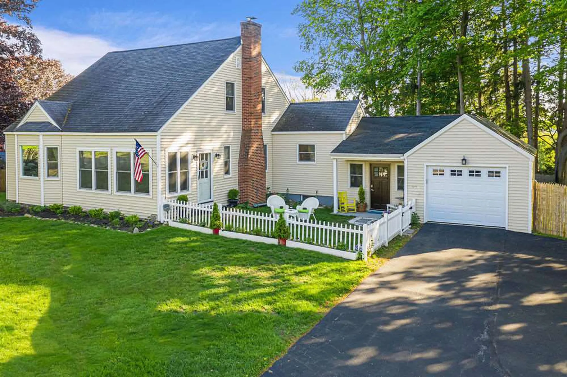 906 Woodbury Avenue Portsmouth NH 03801