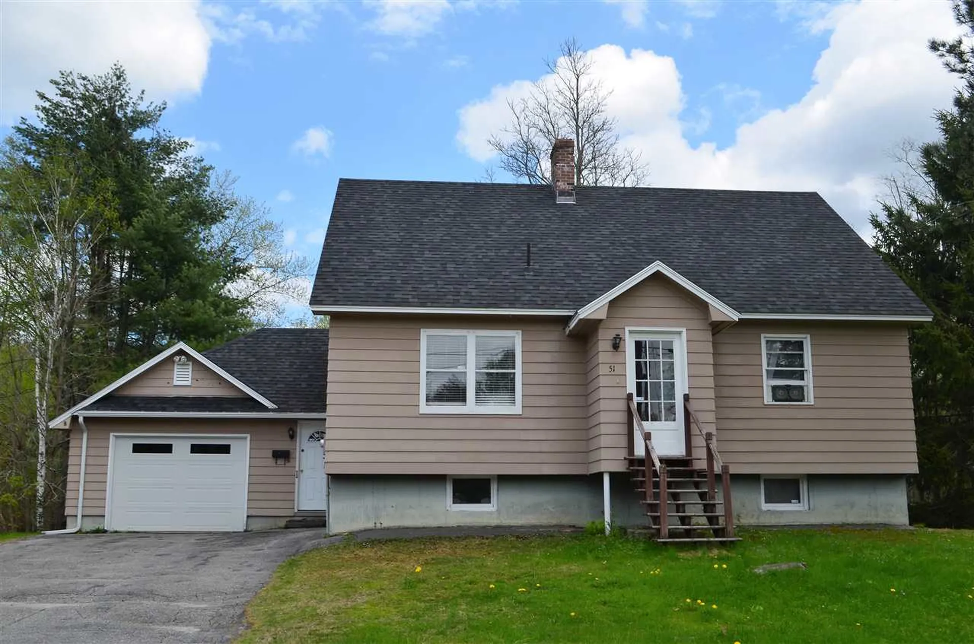 51 Beech Street Newport NH 03773
