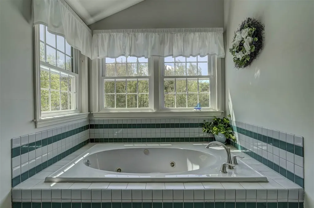 7 Wilson Road Windham NH 03087
