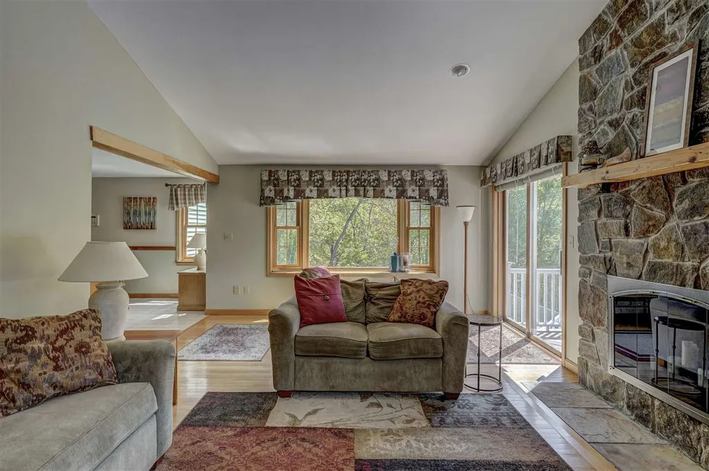 7 Wilson Road Windham NH 03087