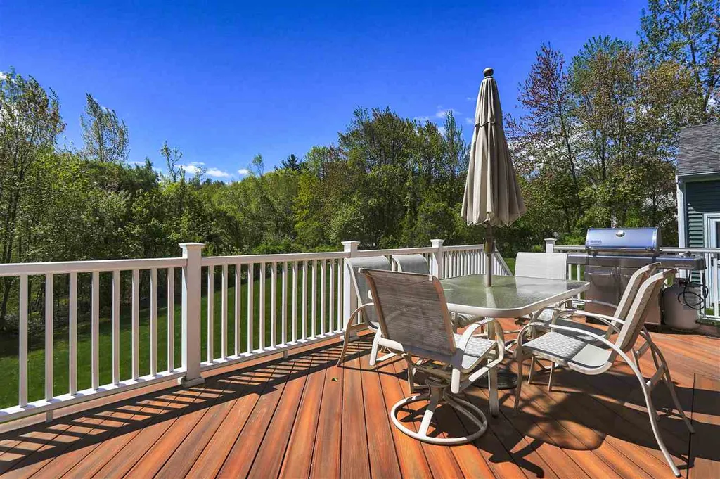 7 Wilson Road Windham NH 03087