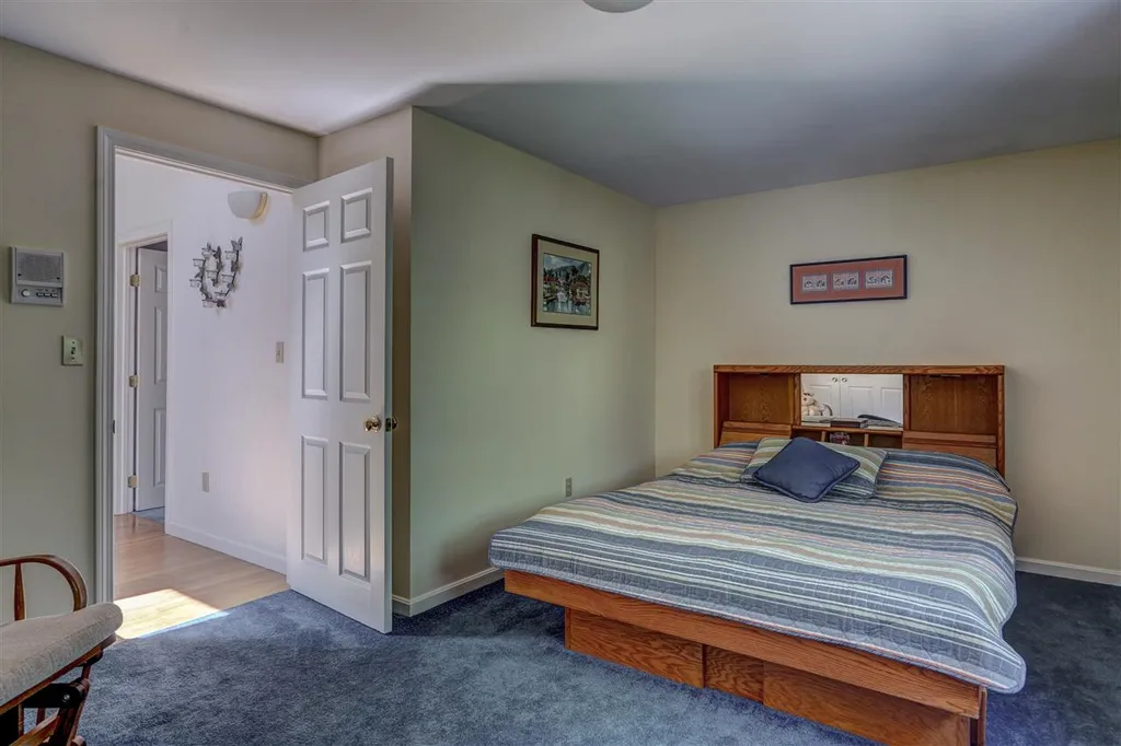 7 Wilson Road Windham NH 03087