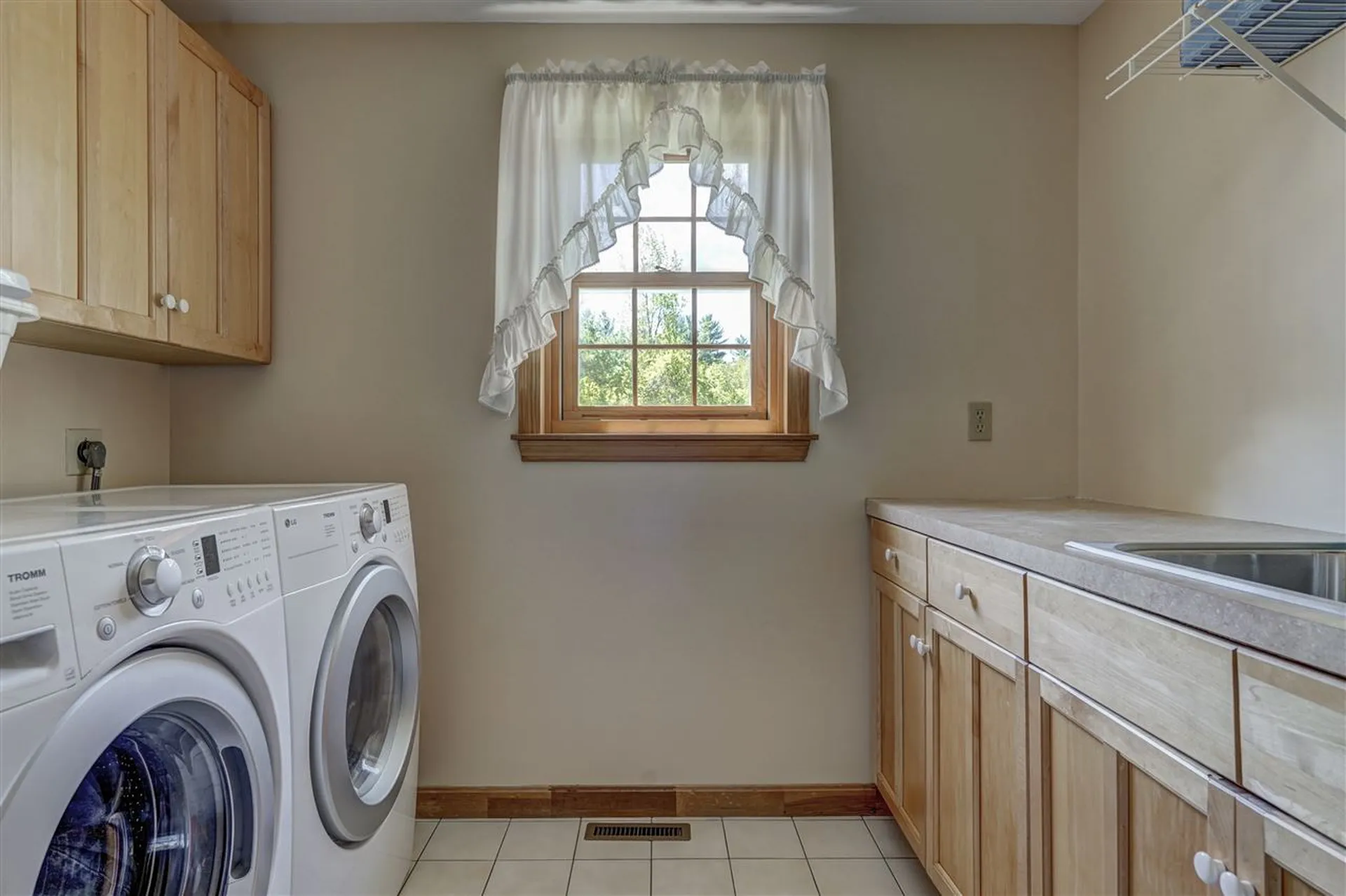 7 Wilson Road Windham NH 03087