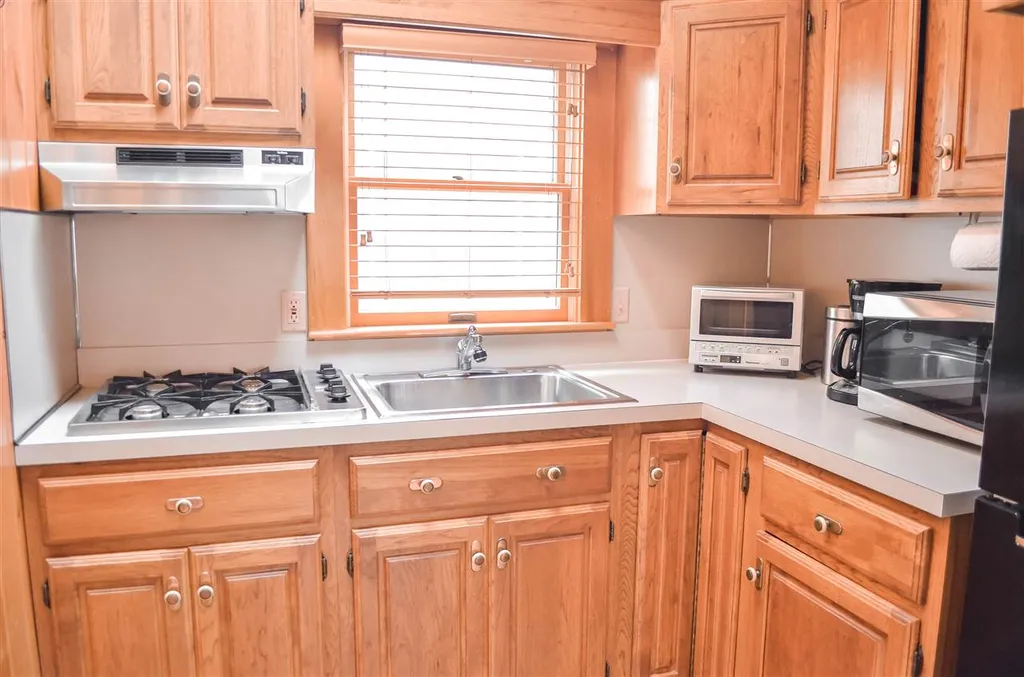 8 Squam Point Lane Ashland NH 03217
