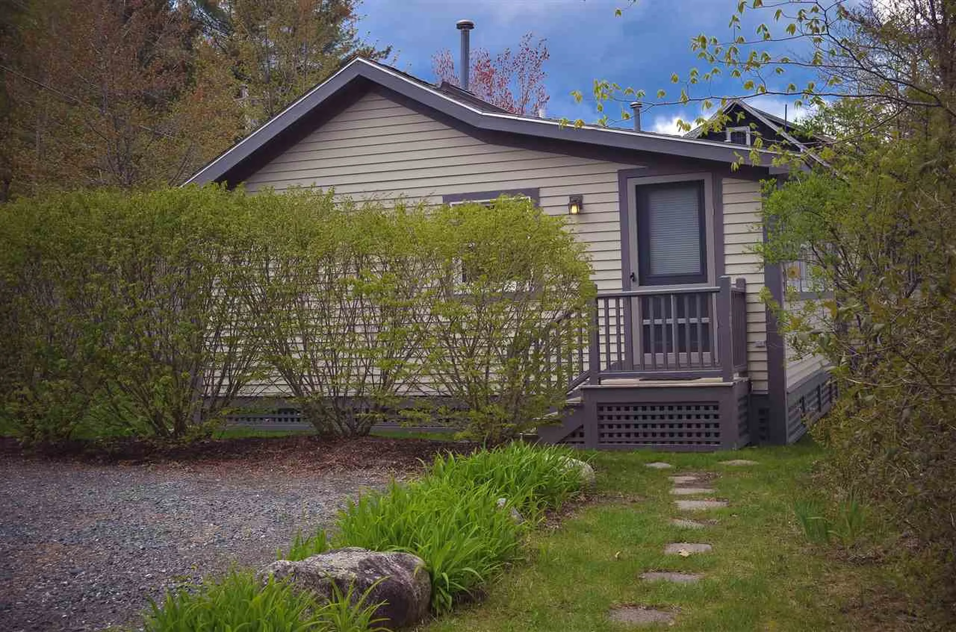 8 Squam Point Lane Ashland NH 03217