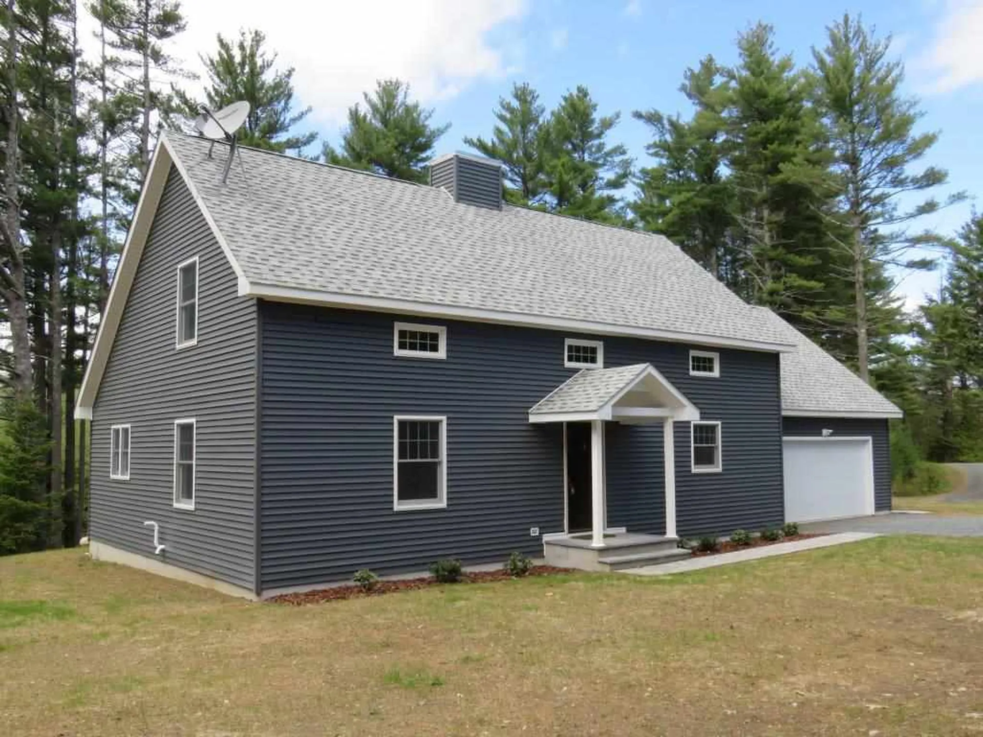 1094 Lockehaven Road Enfield NH 03748