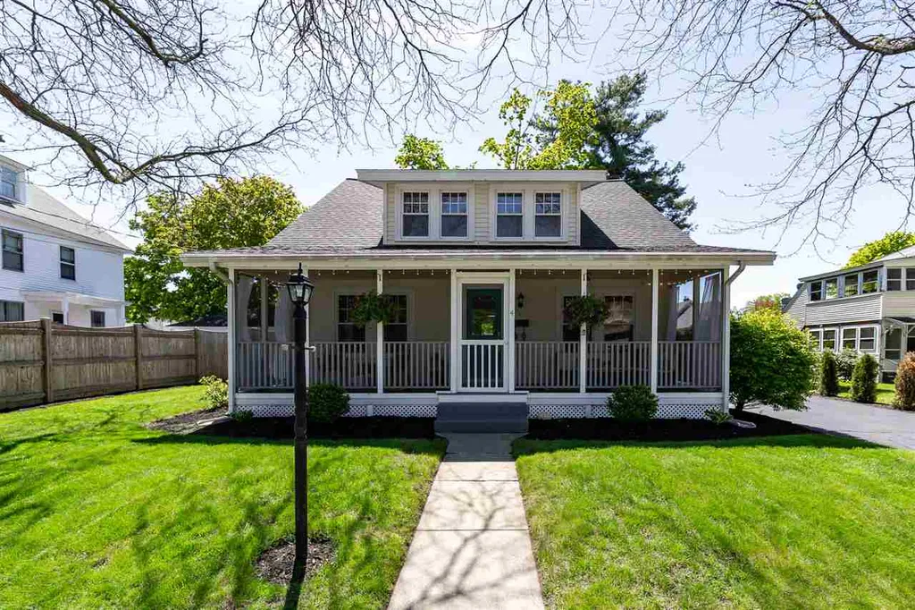 4 Cushing Avenue Nashua NH 03064