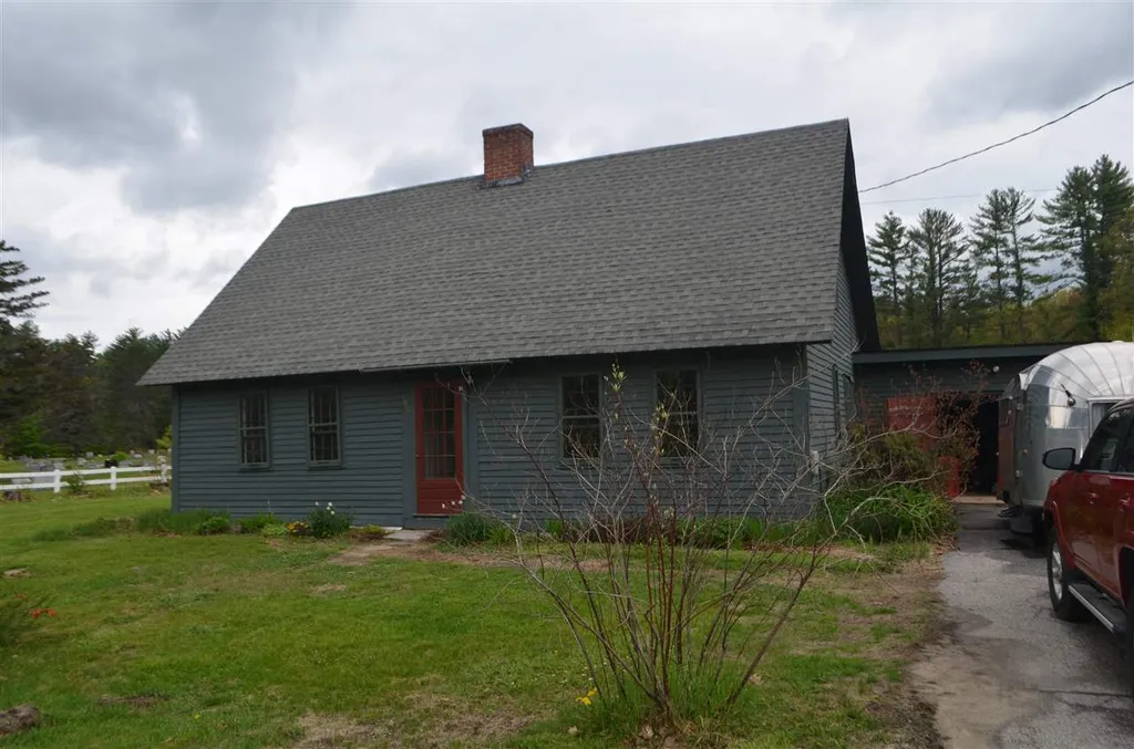 196 Old Warner Road Bradford NH 03221