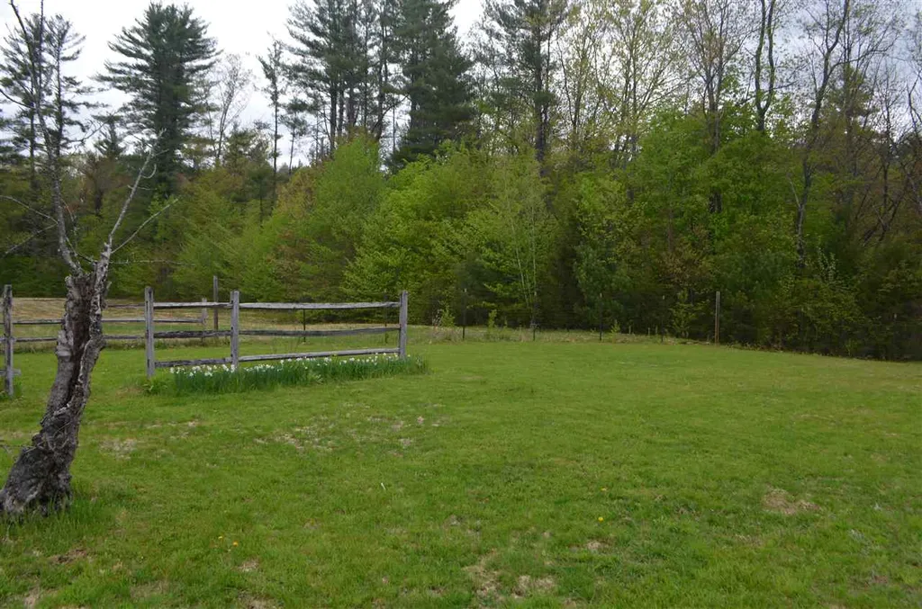 196 Old Warner Road Bradford NH 03221
