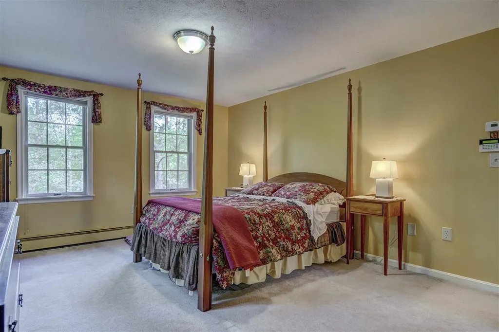 8 Atlantic Road Windham NH 03087