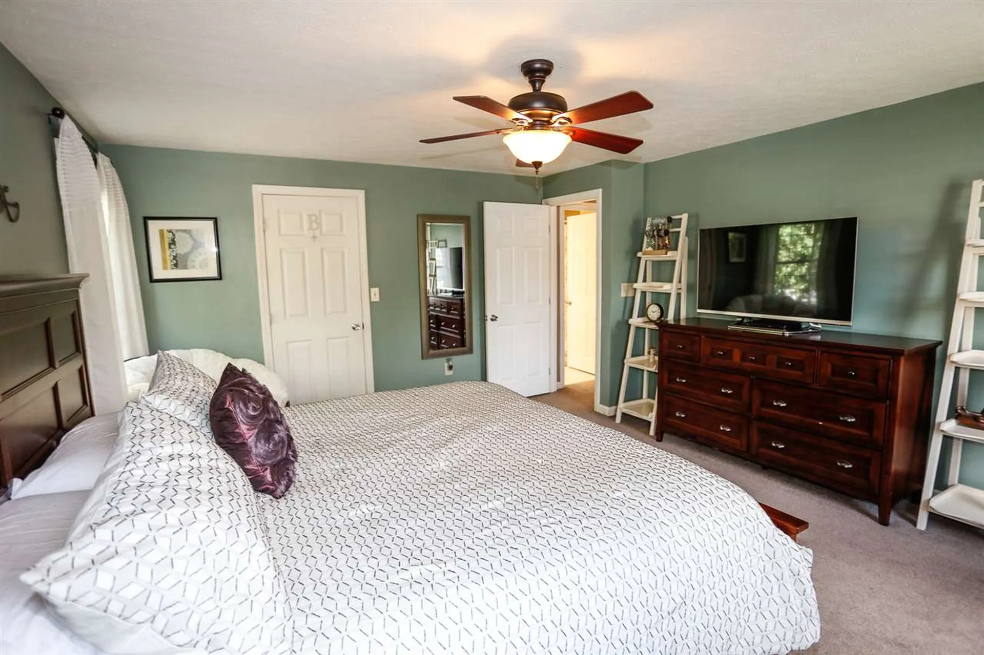 149 Aaron Drive Manchester NH 03109
